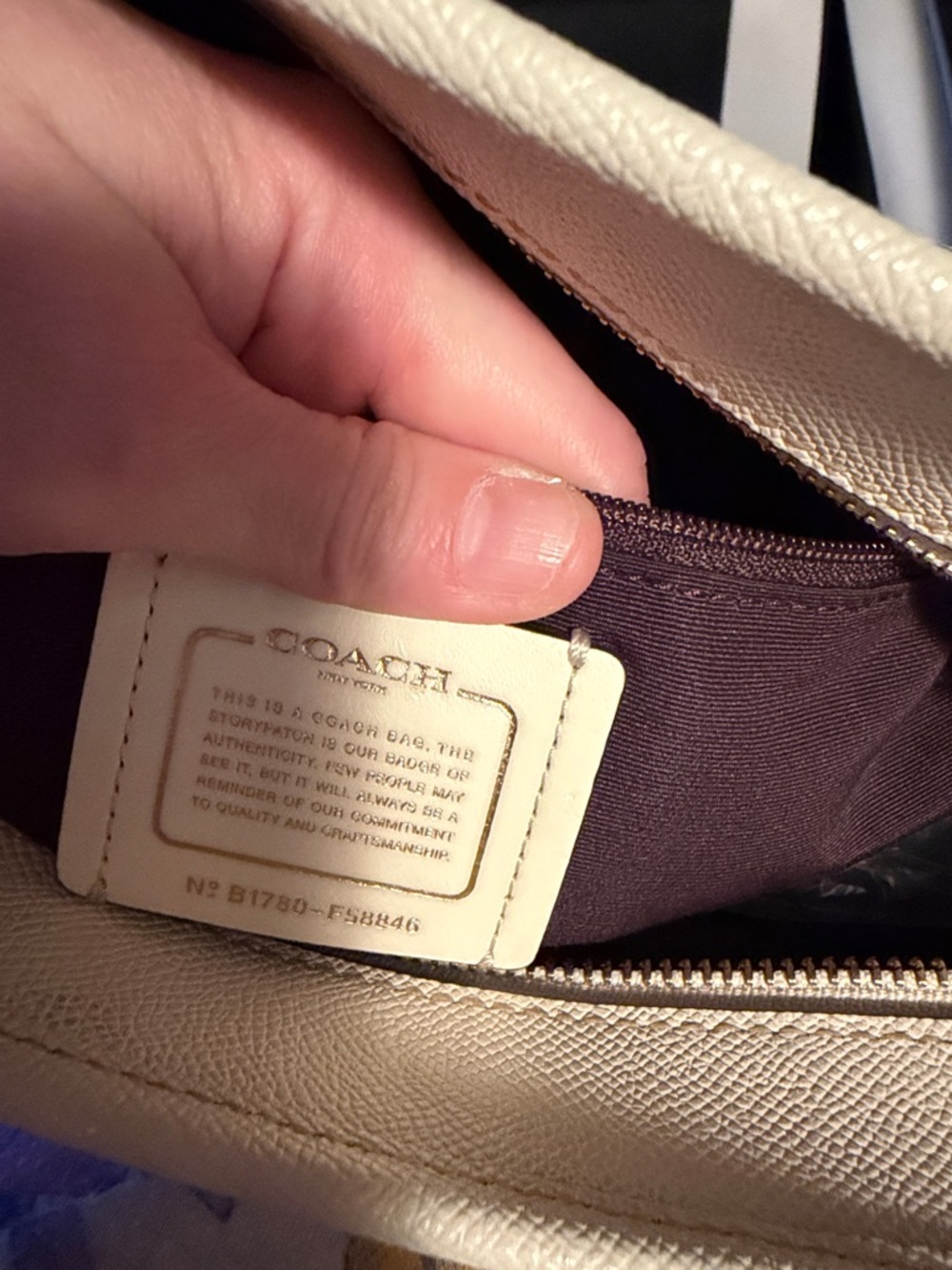 Coach City Zip Tote in Chalk - Picture 3 of 12